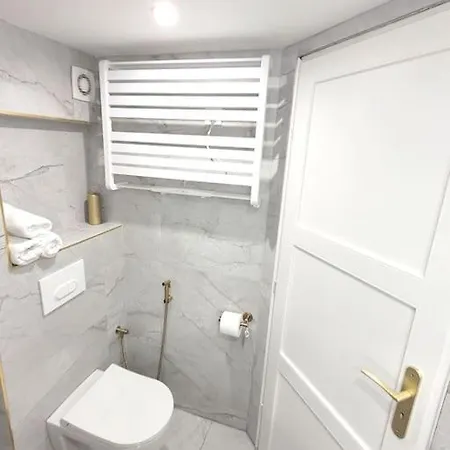 Apartment Bel